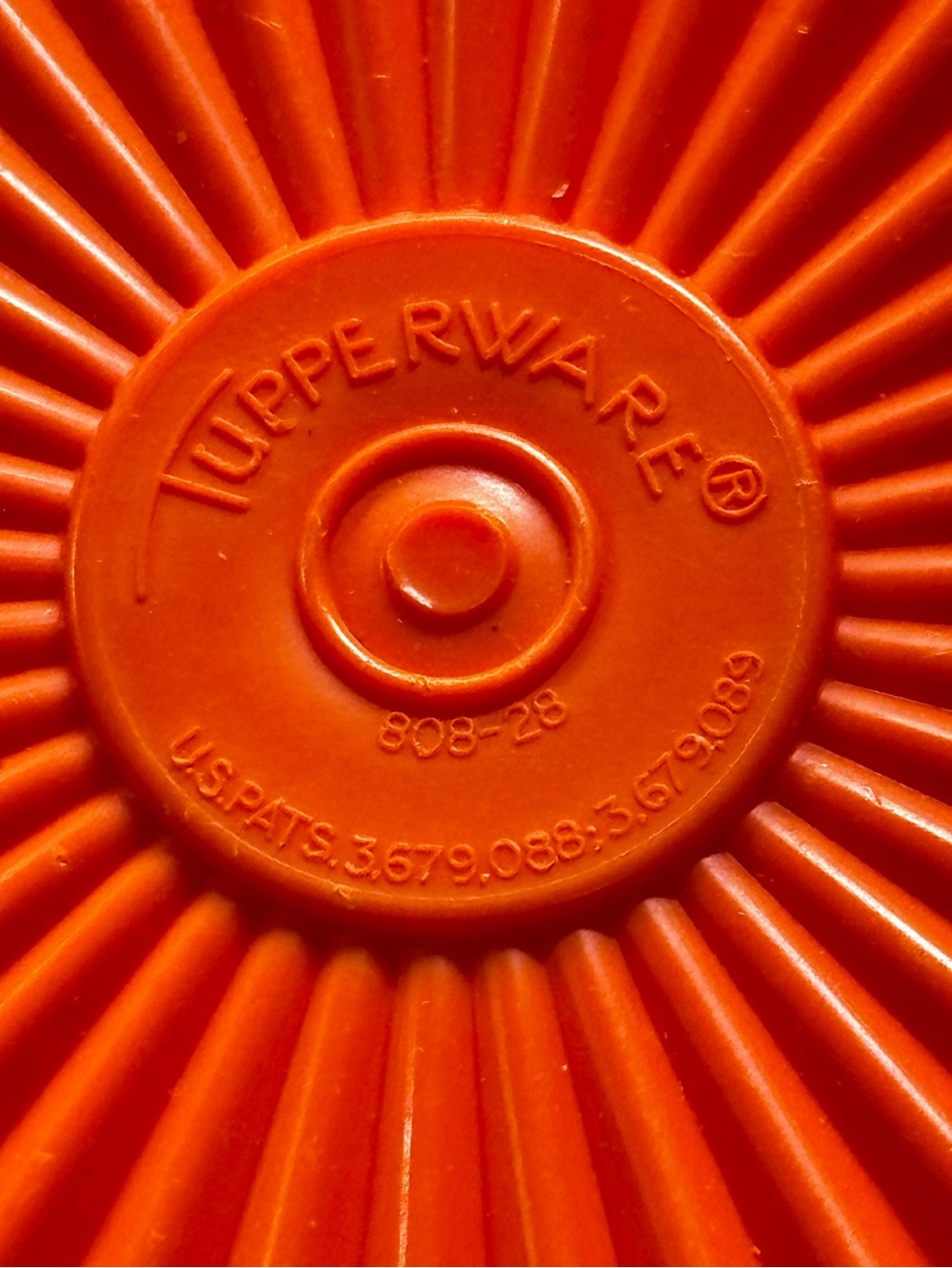 Tupperware Servalier 16 Cup Canister Harvest Orange w/Lid Vintage - Picture 6 of 10